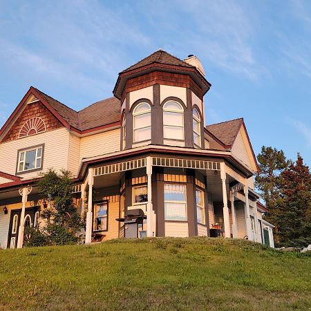 Bluejay Suites B&B Whitehorse Zewnętrze zdjęcie